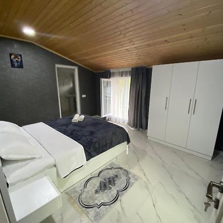 Buo'S Guest House ボルジョミ エクステリア 写真